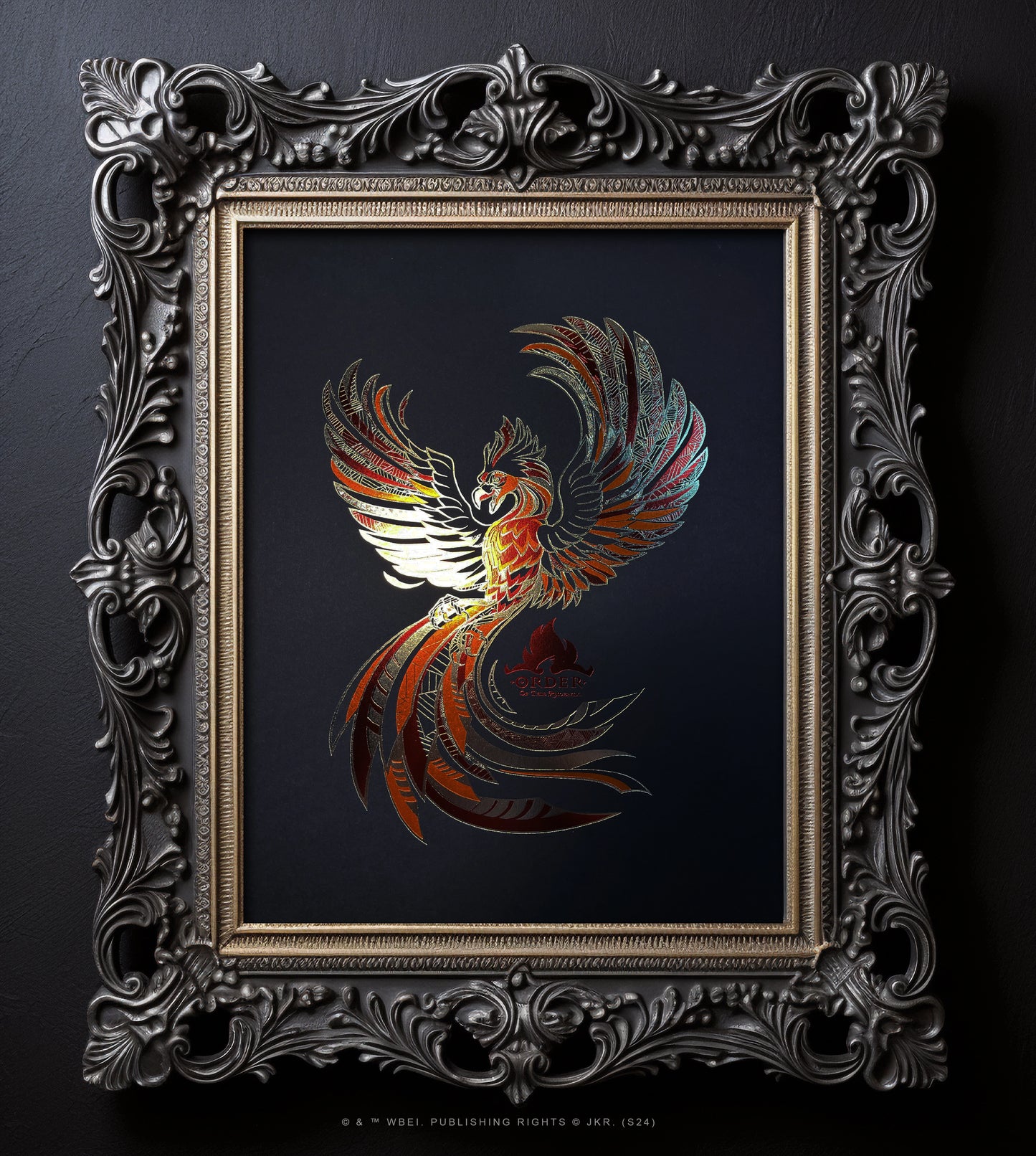 Affiche de collection Ordre du Phénix - Harry Potter, immortalisant la magie avec des motifs enchanteurs, parfaite pour les collectionneurs.