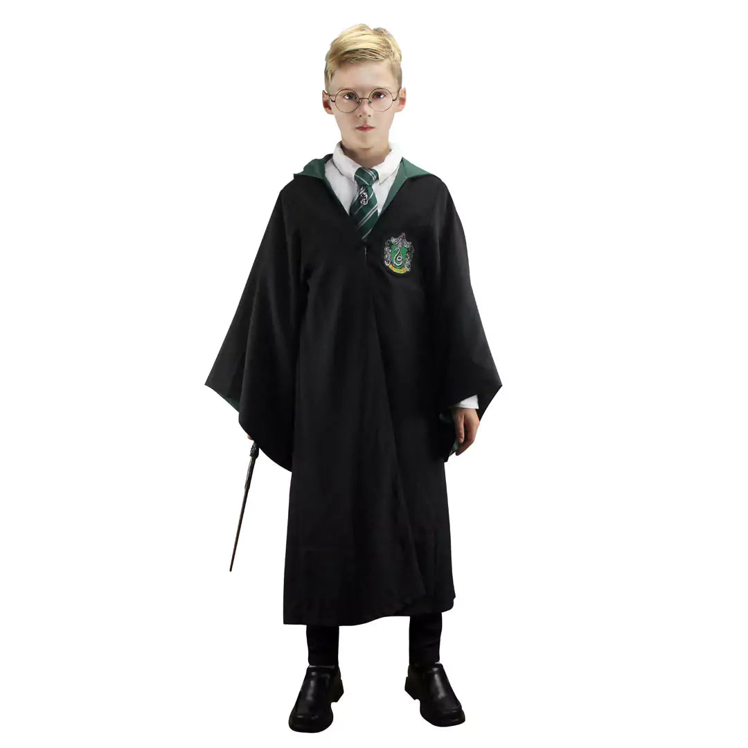 Détails de la Robe de Sorcier KIDS - Serpentard - Harry Potter, mettant en avant la qualité du tissu et le design élégant, idéale pour des aventures magiques.
