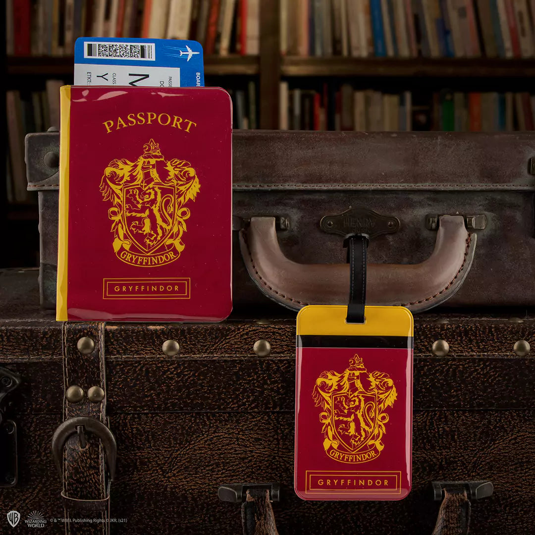 Porte-étiquette au design audacieux Gryffondor, idéal pour identifier vos bagages tout en affichant votre passion pour Harry Potter.