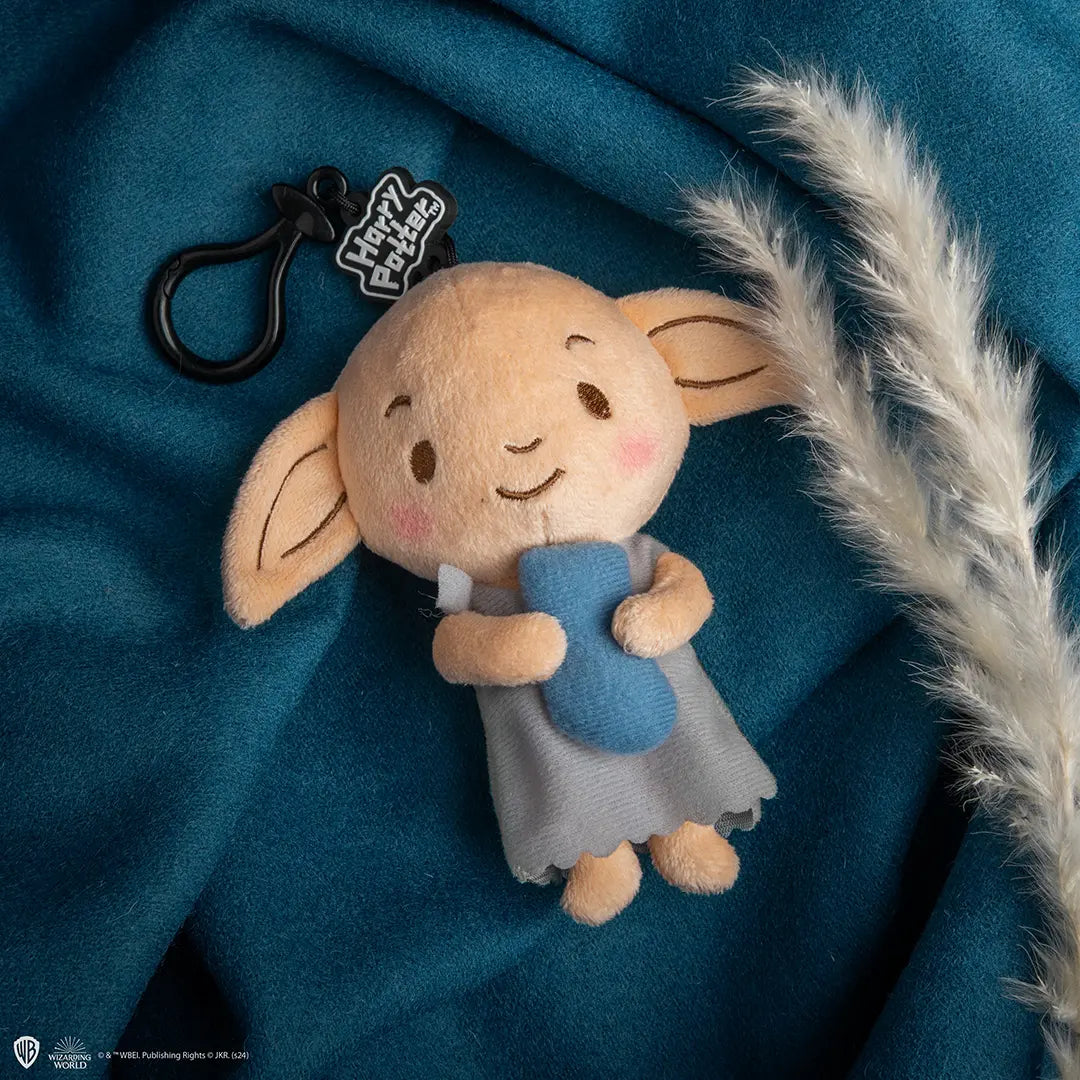 Porte-clés peluche Dobby - Harry Potter, un accessoire magique représentant Dobby, l'elfe de maison, parfait pour les fans et les collectionneurs.