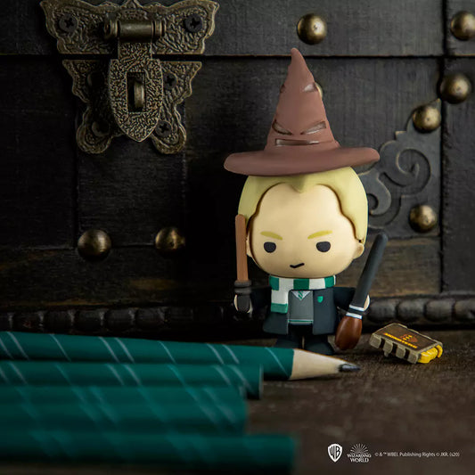 Vue rapprochée de la figurine Gomee - Drago Malefoy - Harry Potter, mettant en avant sa finition de qualité et son design soigné.
