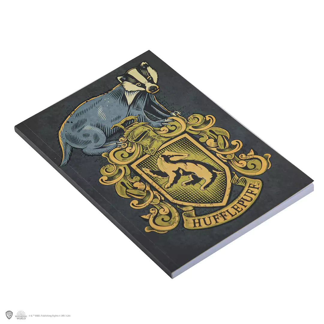 Carnet Poufsouffle 120 pages - Harry Potter, un accessoire élégant pour les fans de la Maison Poufsouffle avec un design captivant.