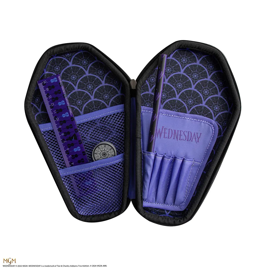 Détails du Set de papeterie cercueil - Wednesday, accessoire intrigant pour créatifs, alliant esthétique sombre et fonctionnalité.