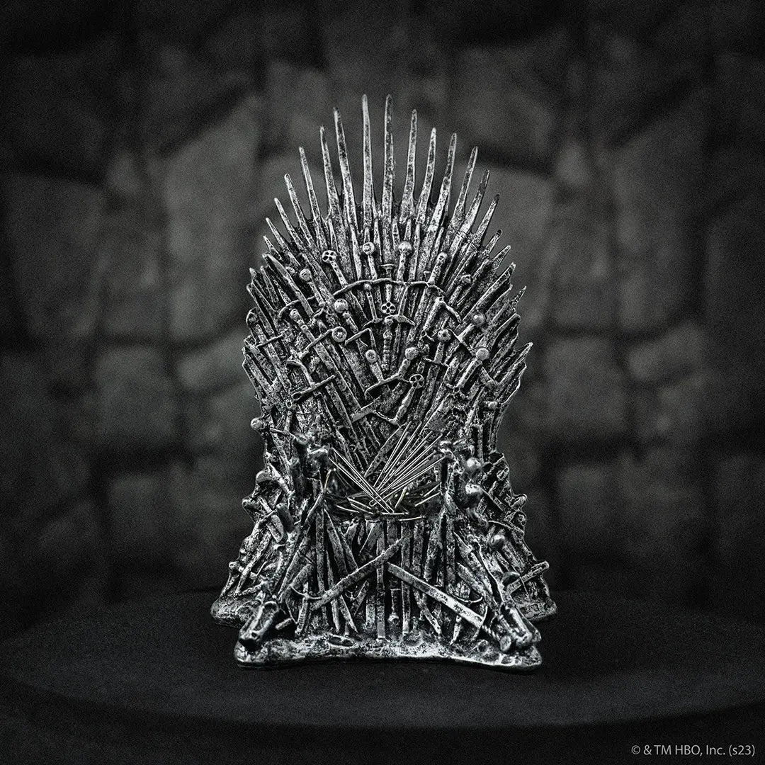 Trône de Fer magnétique - Game of Thrones, ce bijou de décoration évoque la puissance et la lutte pour le trône dans un style impressionnant.