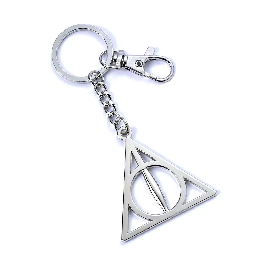Porte-clés Reliques de la Mort Harry Potter, un accessoire en plaqué argent captivant pour les fans de la saga magique, idéal pour ajouter une touche de mystère à votre trousseau.