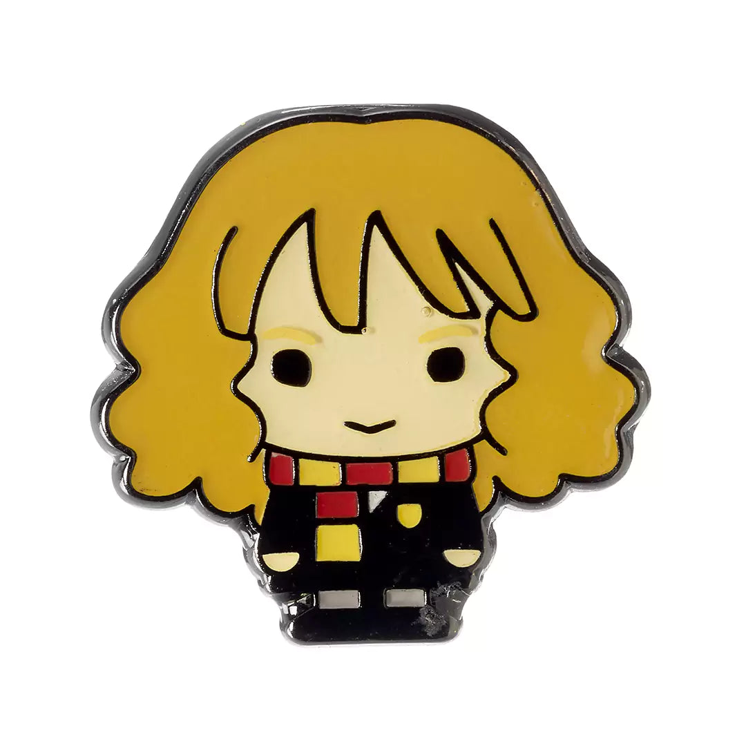 Pin's Hermione Granger, représentation mignonne et chibi du personnage emblématique d'Harry Potter pour tous les fans de magie.