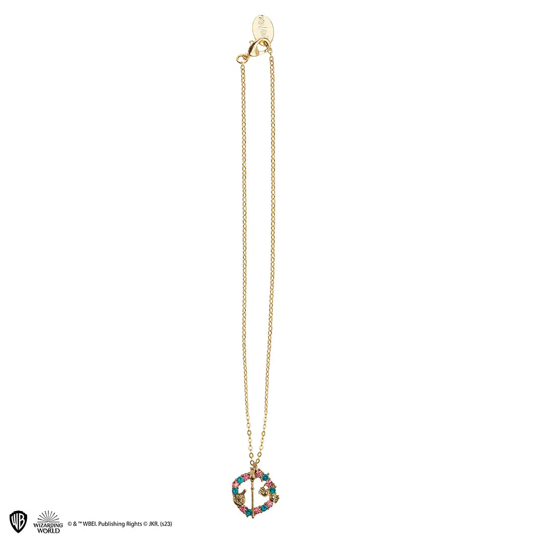Détails du collier Luna Lovegood - Harry Potter montrant la chaîne en fer de haute qualité et le pendentif captivant.
