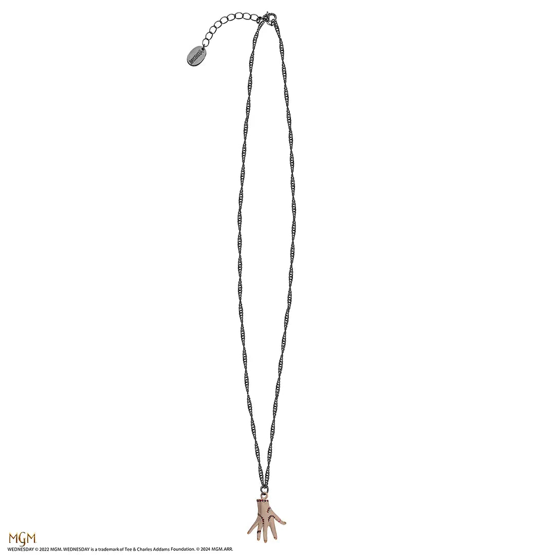 Détails du Collier La Chose - Wednesday, présentons son design moderne et ses matériaux de haute qualité.