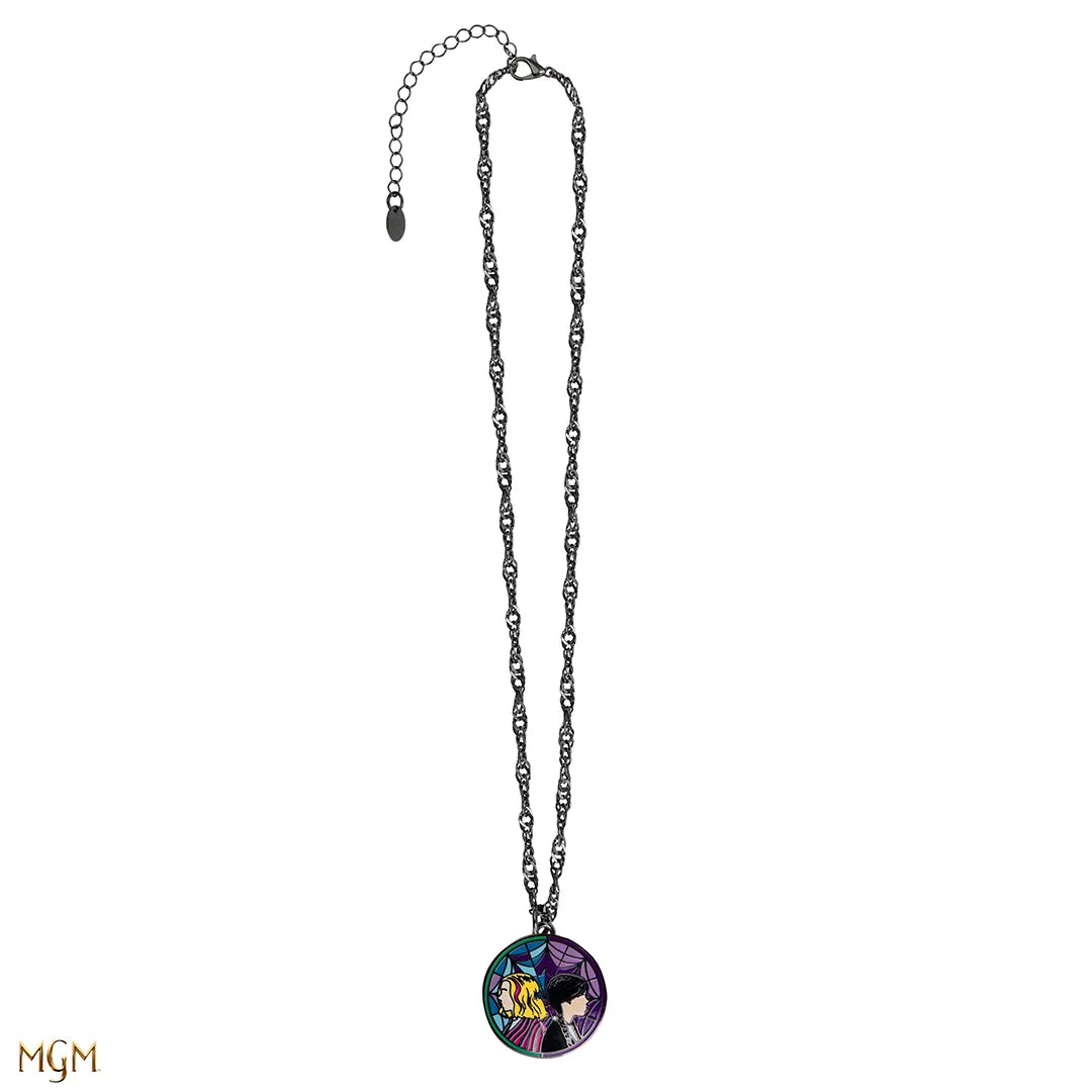 Collier Wednesday et Enid - Un accessoire mystérieux et audacieux, parfait pour exprimer votre style unique.