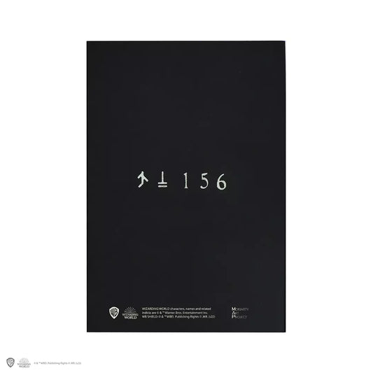 Détails de l'intérieur du carnet souple - Lucius Malefoy prisonnier, présentant des pages élégantes pour écriture et esquisses.