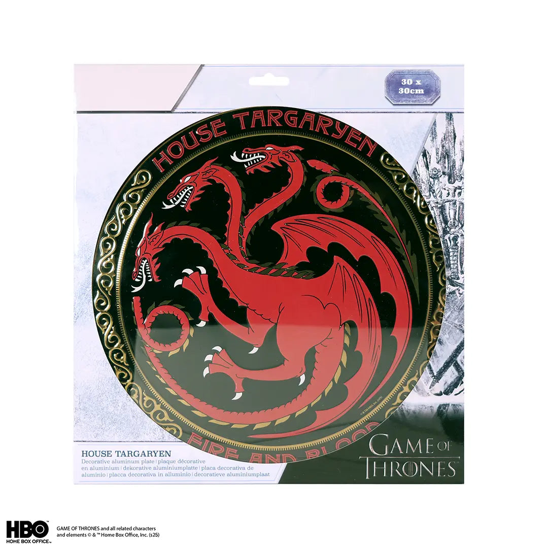 Installation facile de la plaque ronde en aluminium Targaryen - Game Of Thrones au mur, illustrant son adaptabilité à divers styles d'intérieur.