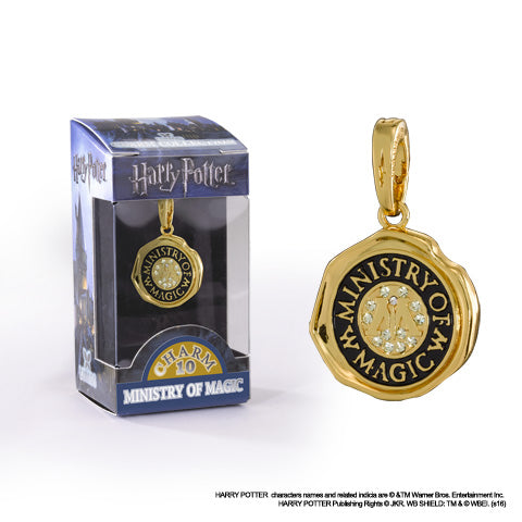 Charm Lumos du Ministère de la Magie - Harry Potter, un bijou en plaqué or de 3,5 cm qui éclaire la vie des enfants défavorisés grâce à la fondation Lumos.