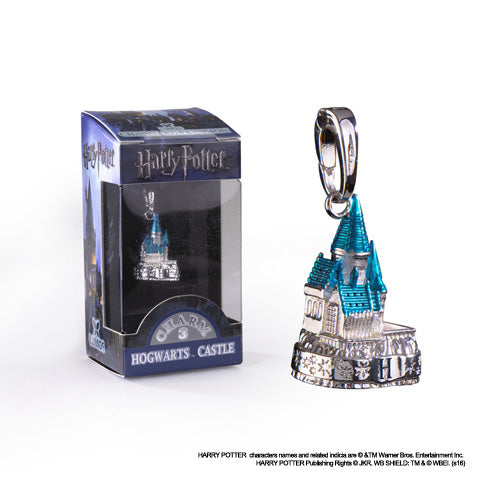 Poudlard argenté - Charm Lumos - Harry Potter, un bijou magique en plaqué argent qui représente le sort Lumos, accroché à un bracelet, illuminant votre style tout en soutenant une noble cause.