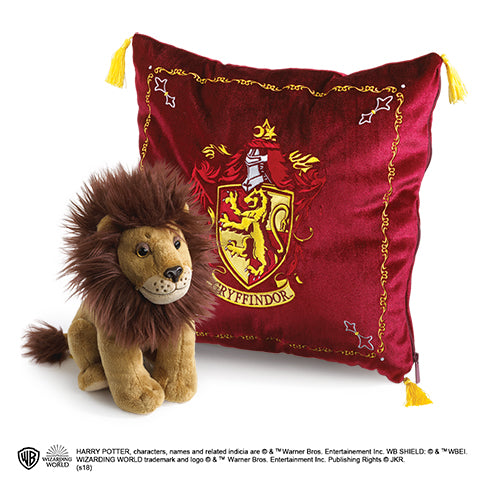 Peluche et coussin de la Maison de Gryffondor - Harry Potter, un accessoire magique en polyester offrant confort et style pour les fans de la saga.