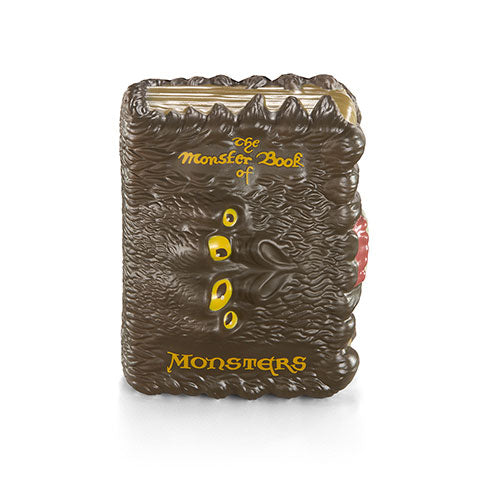 Détails du Livre des Monstres - Toyllectible Pufflums™ - Harry Potter, mettant en avant la qualité et le design captivant du personnage.