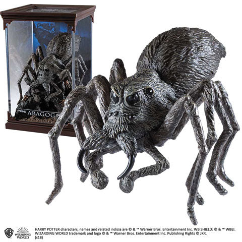 Figurine Aragog de la collection Créatures magiques Harry Potter, représentant l'énorme araignée géante avec des détails impressionnants, idéale pour les collectionneurs.