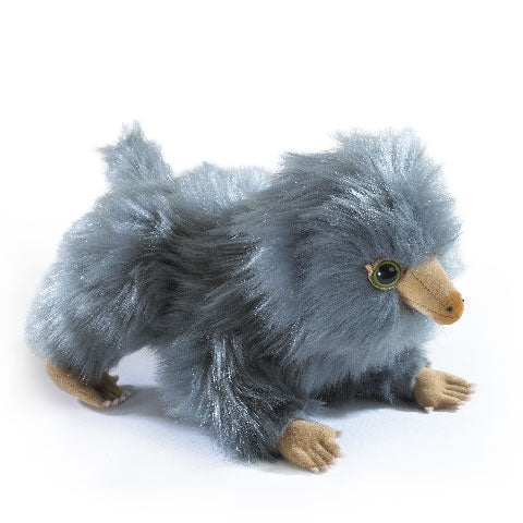 Peluche bébé Niffleur gris - Les Animaux Fantastiques, idéale pour les câlins et la décoration de chambre, fabriquée en polyester de haute qualité.