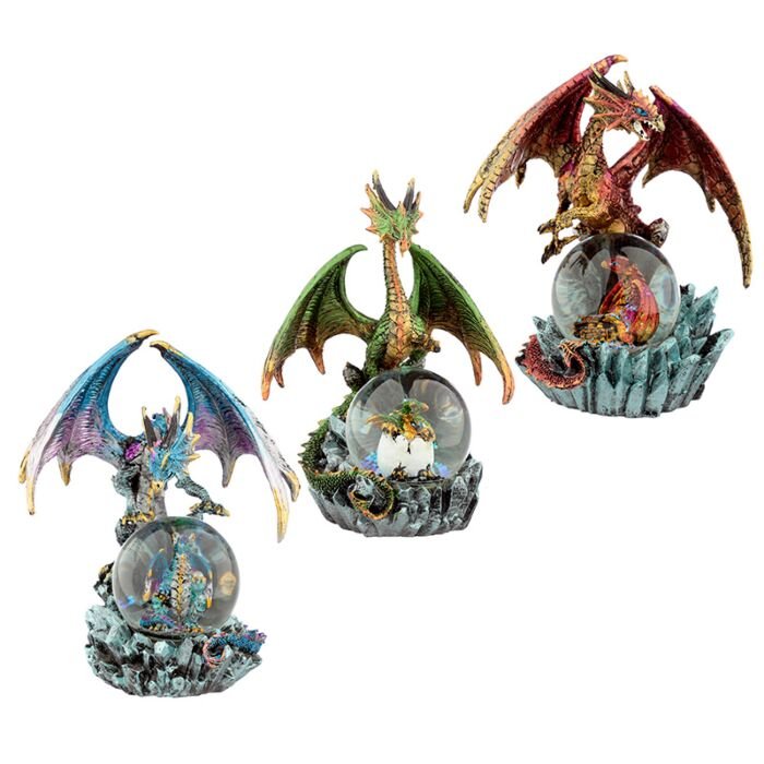 Boule à Neige ou à Eau Dark Legends-Dragon Œil de Cristal de Puckator, une décoration fascinante qui allie la magie des dragons et la beauté du cristal.