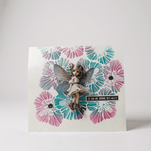 Carte Fée 'Ce qui me donne des ailes' en 3D de La Carterie de Fanny, une œuvre d'art artisanale captivante qui évoque un univers féerique.