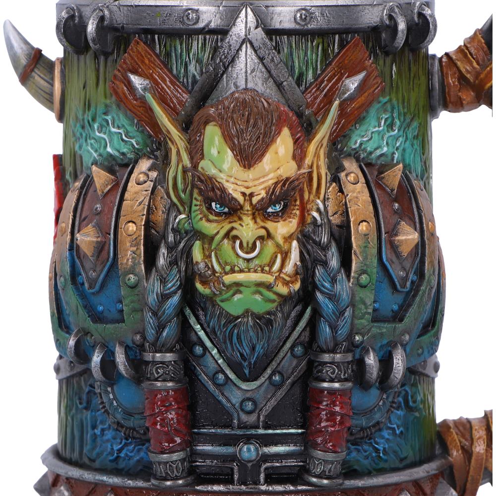 Chope Thrall par Nemesis Now, un cadeau idéal pour les collectionneurs et amateurs de World of Warcraft, ajoutant une touche de magie à votre décor.