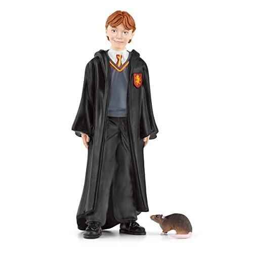 Figurines Harry Potter Ron et Croûtard de Schleich, disponibles chez Ankorstore, représentant des personnages emblématiques de la saga avec un design minutieux et coloré.