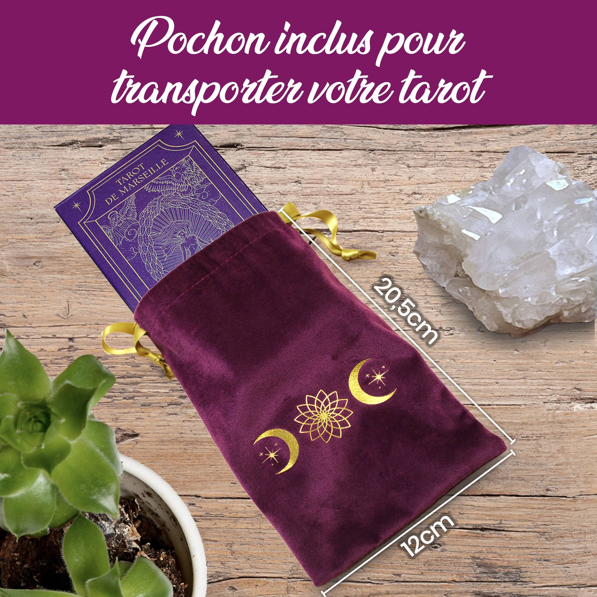 Découvrez la nappe divinatoire élégante du Coffret Tarot de Marseille de Vibratis, idéale pour vos séances de tarot.