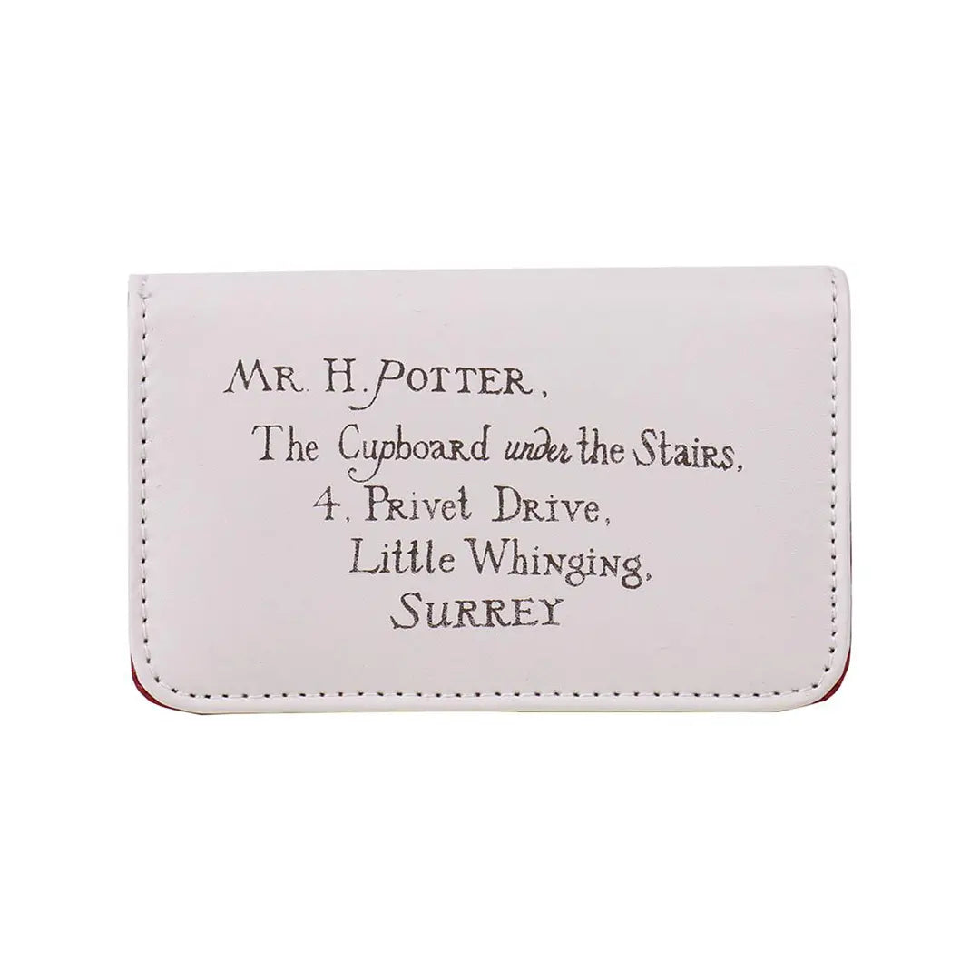 Kit à manucure Lettre de Poudlard - Harry Potter, idéal pour les fans de magie et de manucure, comprenant les outils essentiels pour une beauté enchantée.