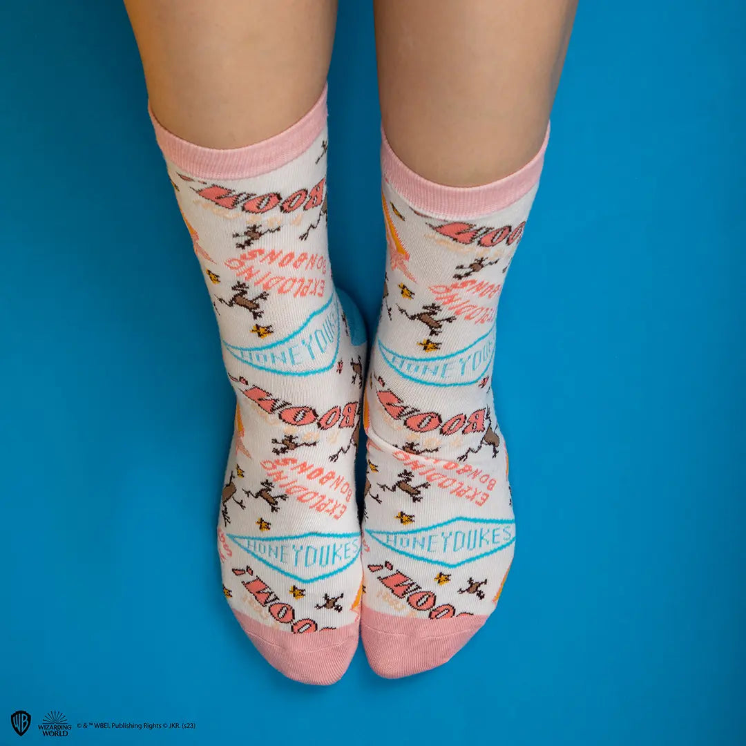 Détails des Chaussettes Honeydukes - Harry Potter, parfaites pour ajouter une touche magique à votre garde-robe.