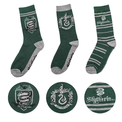 Lot de 3 paires de chaussettes Serpentard - Du 35 au 45 - Harry Potter avec un design élégant et confortable, parfait pour afficher votre fierté de maison à Poudlard.