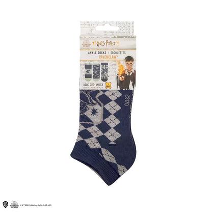Lot de 3 paires de chaussettes courtes Serdaigle - Harry Potter, présentées dans un cadre qui illustre leur taille unique adaptée aux pieds EU 35-45.