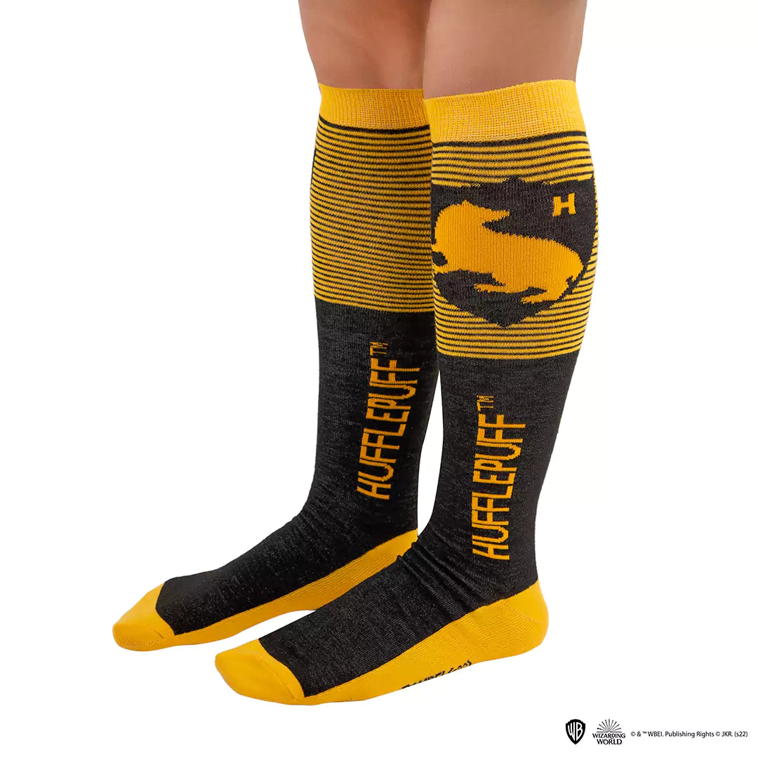 Lot de 3 paires de chaussettes hautes Poufsouffle Harry Potter, stylées et confortables, adaptées à tous les fans de Poudlard.