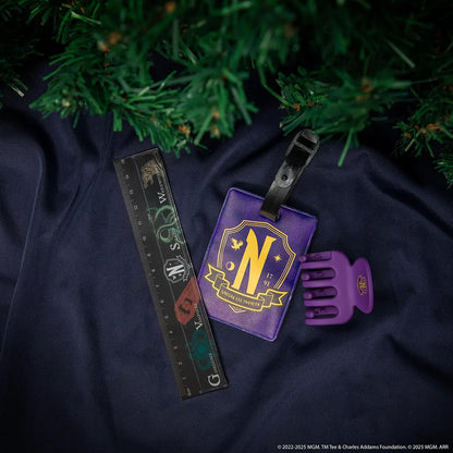 Détails du Calendrier de l’avent 2025 - Wednesday par Distrineo, mettant en avant les 24 objets surprises inclus qui émerveilleront petits et grands.