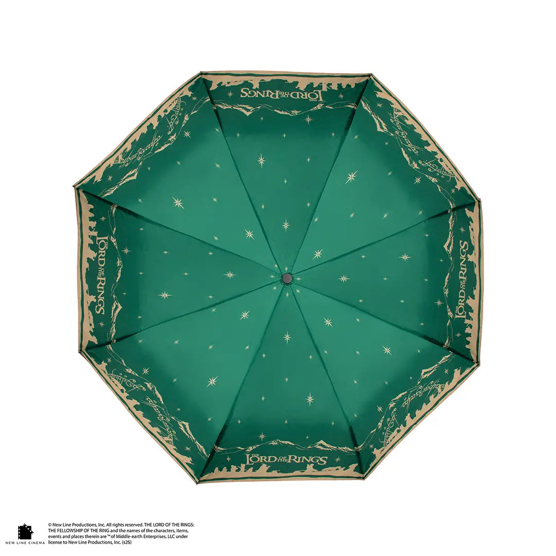 Zoom sur le parapluie - La Communauté de l’Anneau - Le Seigneur Des Anneaux montrant son tissu 100% imperméable.