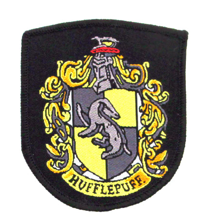 Écussons Poudlard - lot de 5, brodés avec les emblèmes des maisons magiques Gryffondor, Serpentard, Poufsouffle, Serdaigle et le logo de Poudlard, parfaits pour personnaliser vêtements et accessoires.