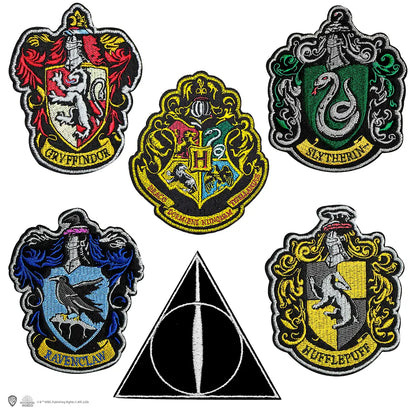 Ecussons Harry Potter édition Deluxe - lot de 6, affiche les Reliques de la Mort et le logo de Poudlard, parfaits pour exprimer votre passion pour l'univers magique