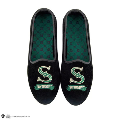Chaussons deluxe Serpentard taille 37-38 - Harry Potter, confortables et stylés pour les fans de magie.