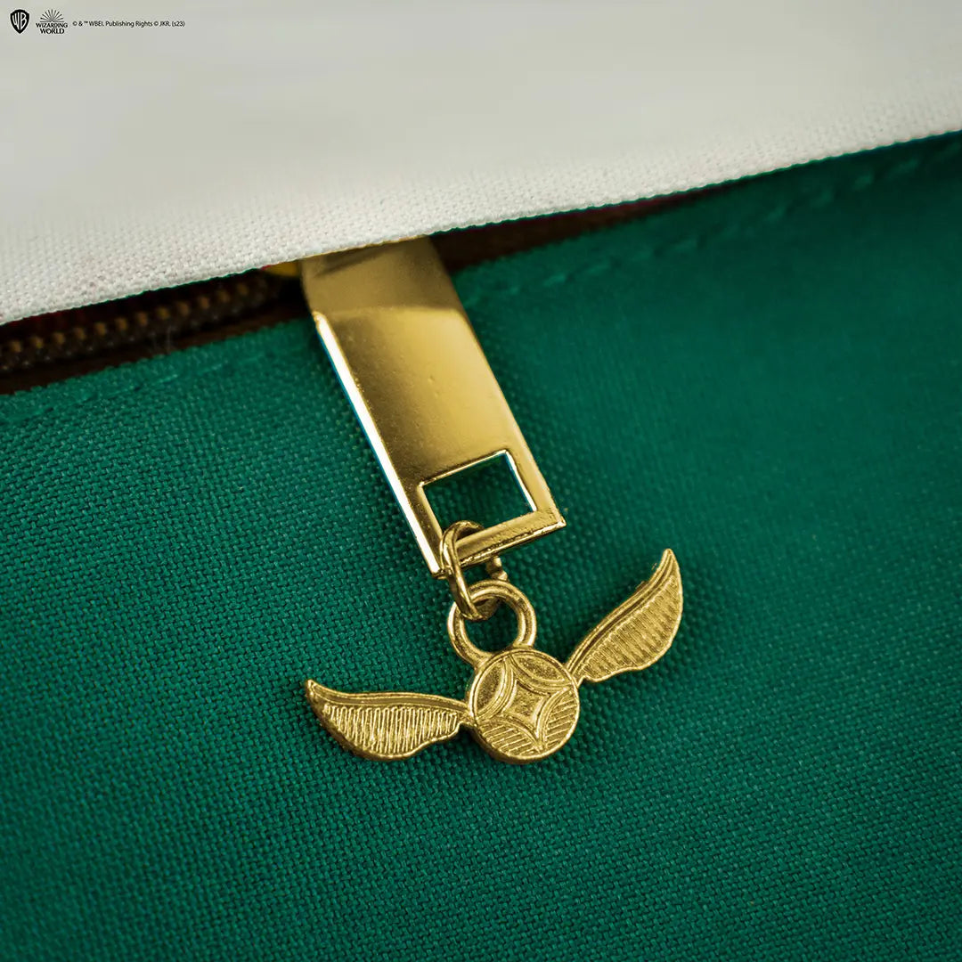 Sac à dos Quidditch - Harry Potter, fait en polyester durable, combinant fonctionnalité et esthétique pour les passionnés de Quidditch.