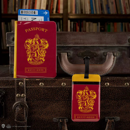 Porte-étiquette au design audacieux Gryffondor, idéal pour identifier vos bagages tout en affichant votre passion pour Harry Potter.