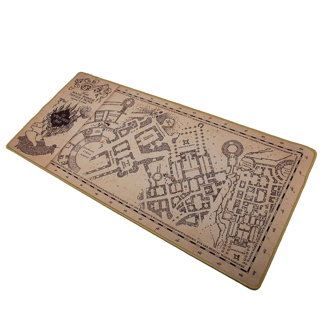 Détails du Tapis de bureau carte du Maraudeur - Harry Potter, fabriqué en néoprène et tissu micro-texturé pour un confort optimal lors de vos sessions de travail.