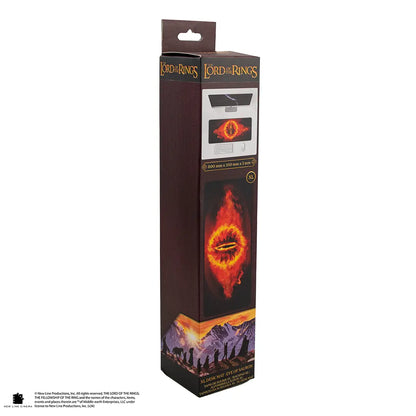 Tapis de bureau Oeil de Sauron du Seigneur des Anneaux, ajoutant une touche épique à votre espace de travail.