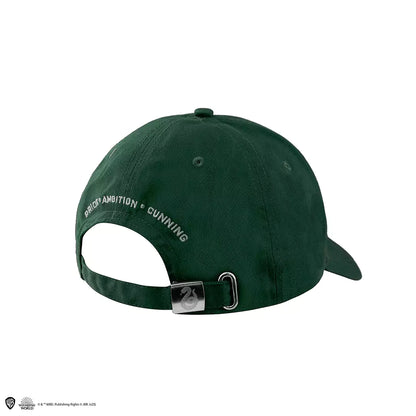 Design chic de la casquette Serpentard - Harry Potter, parfaite pour les fans de magie.