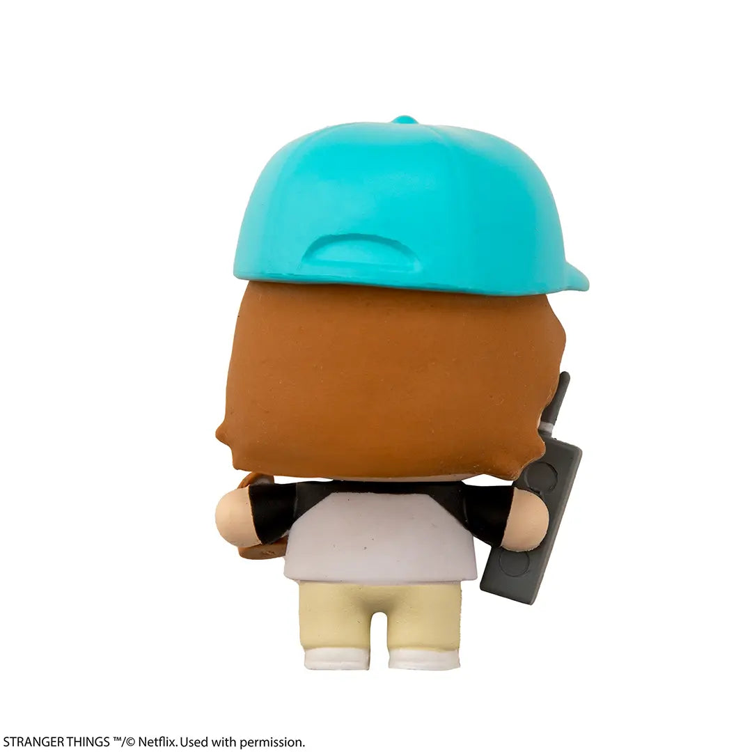 Détails sur la figurine Gomee - Stranger Things, accessoires interchangeables, parfaite pour les fans souhaitant un objet unique et fonctionnel.