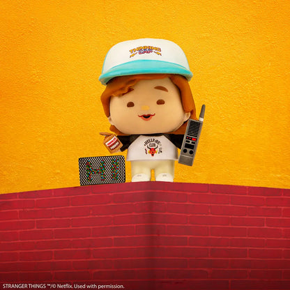 Vue rapprochée de la figurine Gomee Stranger Things, un mélange parfait entre utilité et passion pour la célèbre série.