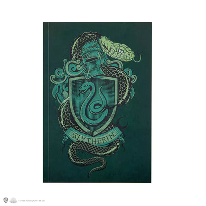 Carnet Serpentard 120 pages - Harry Potter avec un design emblématique de la maison Serpentard, idéal pour les passionnés de la saga.