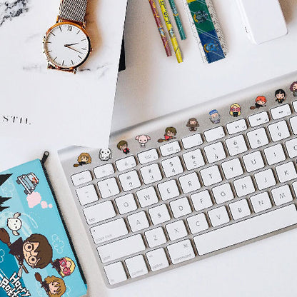 Ron Weasley illustré en Kawaii sur un autocollant, ajoutant une touche magique et fun à vos créations.