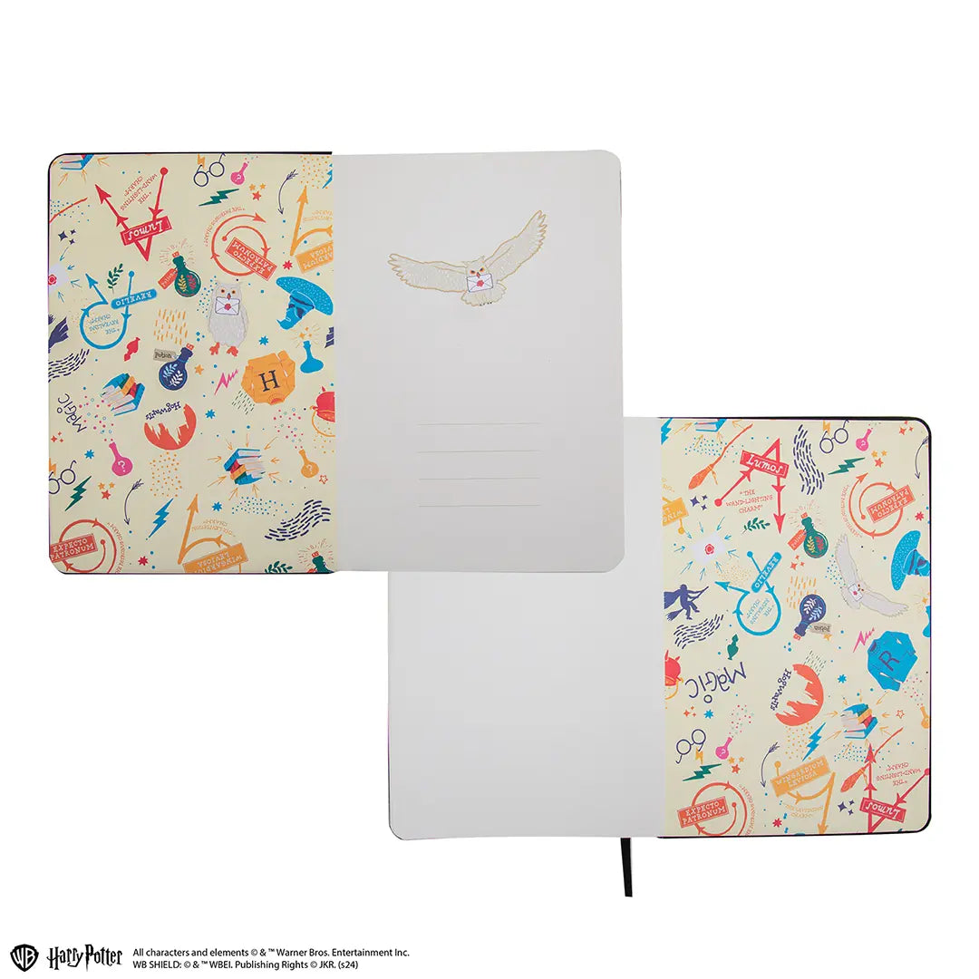 Carnet brodé Hedwige - Harry Potter, un accessoire de papeterie enchanteur pour capturer vos idées et pensées.