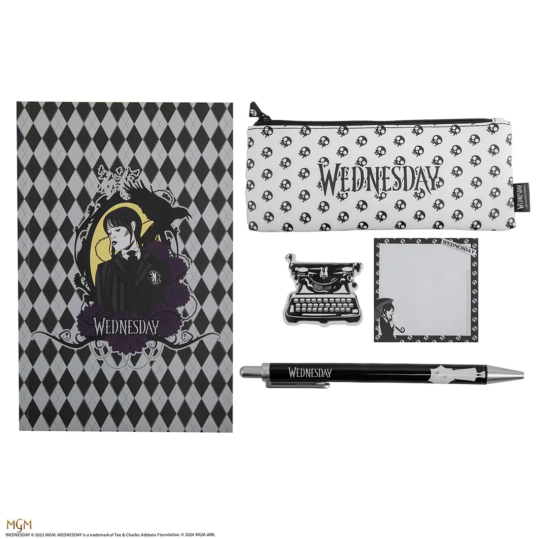 Set de papeterie Wednesday Addams - Carnet noir au design gothique inspiré par la célèbre héroïne Wednesday, parfait pour les amateurs de l'univers sombre.