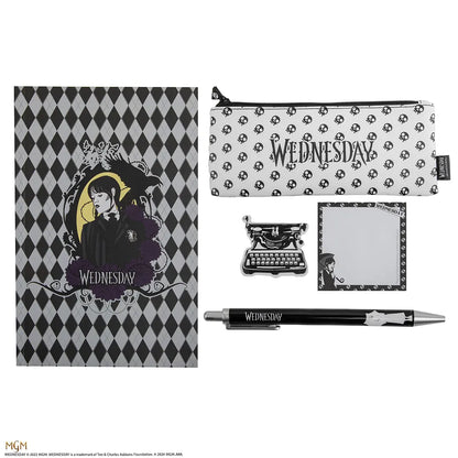 Set de papeterie Wednesday Addams - Carnet noir au design gothique inspiré par la célèbre héroïne Wednesday, parfait pour les amateurs de l'univers sombre.