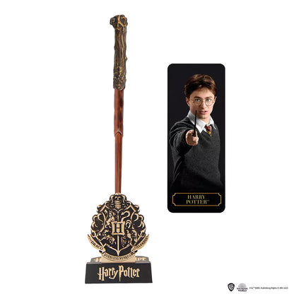 Zoom sur le stylo baguette Harry Potter, mesurant 25 cm, un mélange parfait de fonctionnalité et de design inspiré.