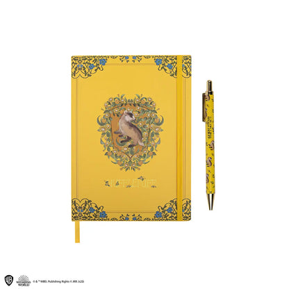 Carnet deluxe et stylo Poufsouffle - Harry Potter, avec couverture élégante aux couleurs de Poufsouffle et blason emblématique.